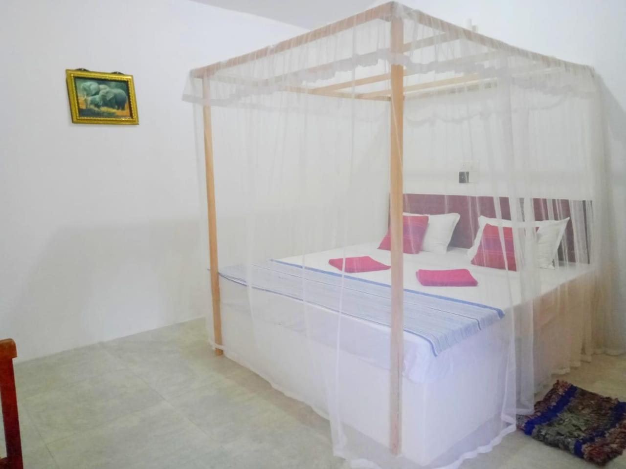 Arachchi Guest House Mirissa Exteriér fotografie