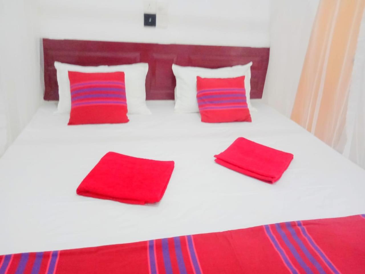 Arachchi Guest House Mirissa Exteriér fotografie