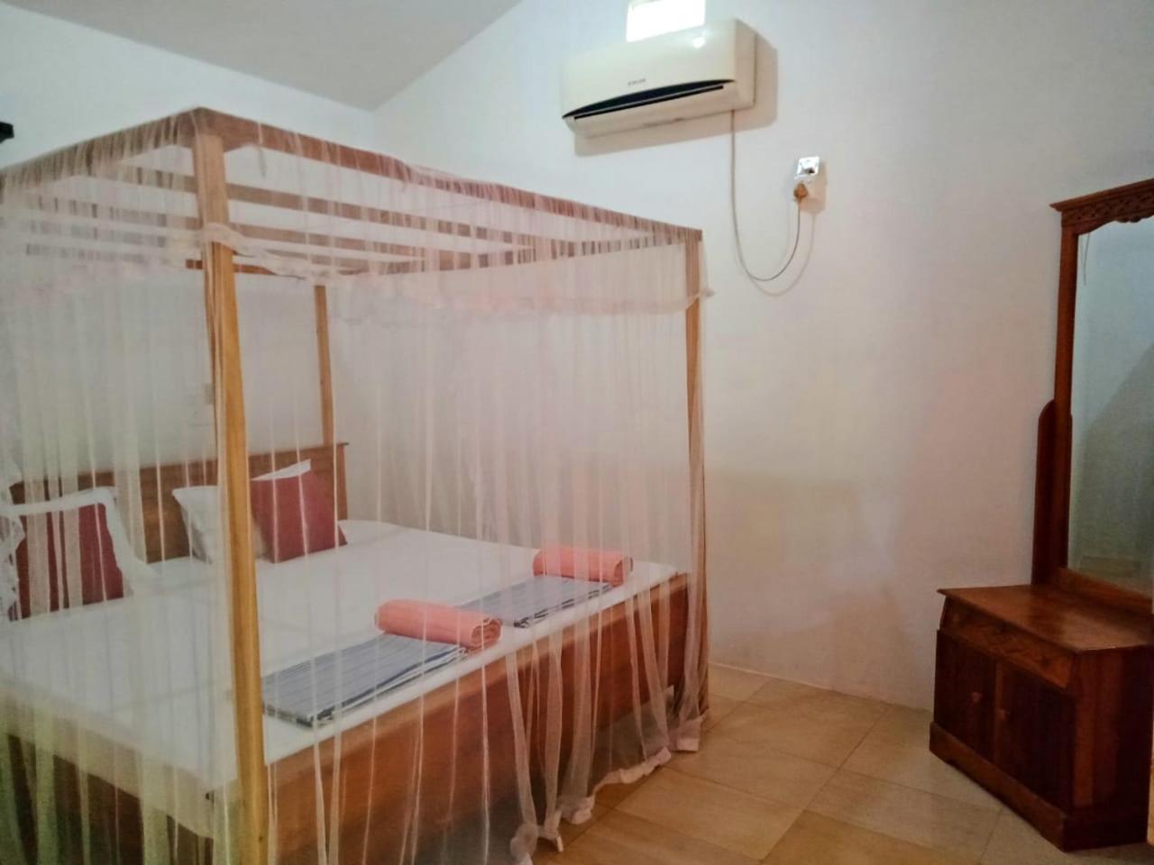 Arachchi Guest House Mirissa Exteriér fotografie